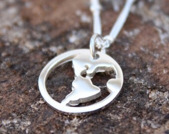 World Map Necklace - Globe Pendant. Sterling Silver or 24k Gold Plated Vermeil. Traveler Jewelry. Gift Ideas for Her