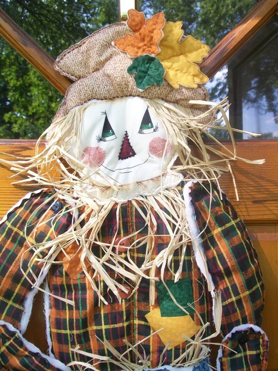 Scarecrow Wall Hanging Patches the Scarecrow with Welcome