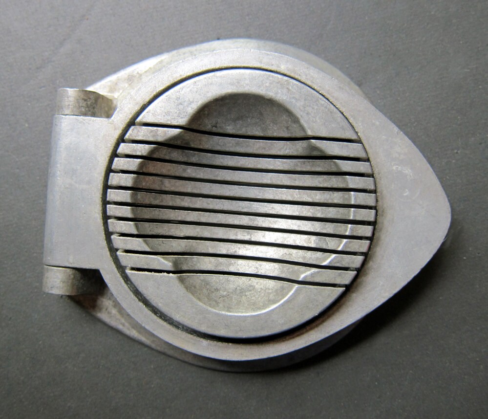 Vintage Aluminum Egg Slicer for your 1940s1960s Kitchen Decor