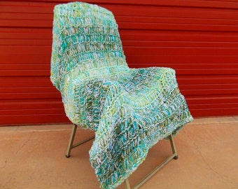 Aqua Green Blue Ombre Throw Blanket Home Decor Accent. Bumpy Tweed Texture Hand Woven Look 4x4 Afghan Lap Warmer