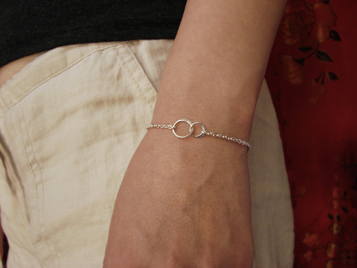 Interlocking Circles Charm Bracelet in Sterling Silver