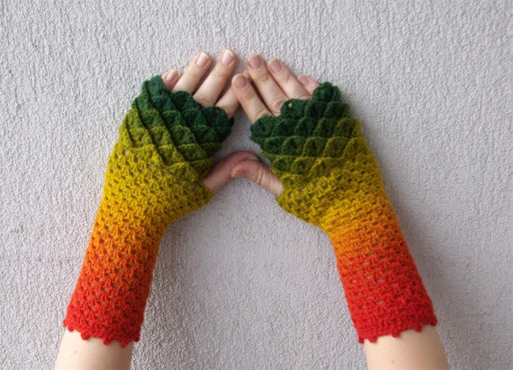 dragon crochet pattern scale gloves Rainbow gloves Winter Autumn multicolored dragon mittens scale gloves