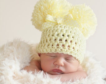 Newborn Pom Pom Hat, Newborn Photo Prop, Baby Hat With Bow, Infant Pom Pom Hat, Yellow Baby Hat, Babies Beanie, Crochet Baby Hat