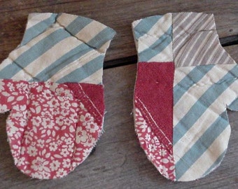 Vintage Patchwork Mittens, Primitive Feed Sack Quilted Appliques, Upcycled Cutter Quilt Scrapbook Prim Embellishments itsyourcountry