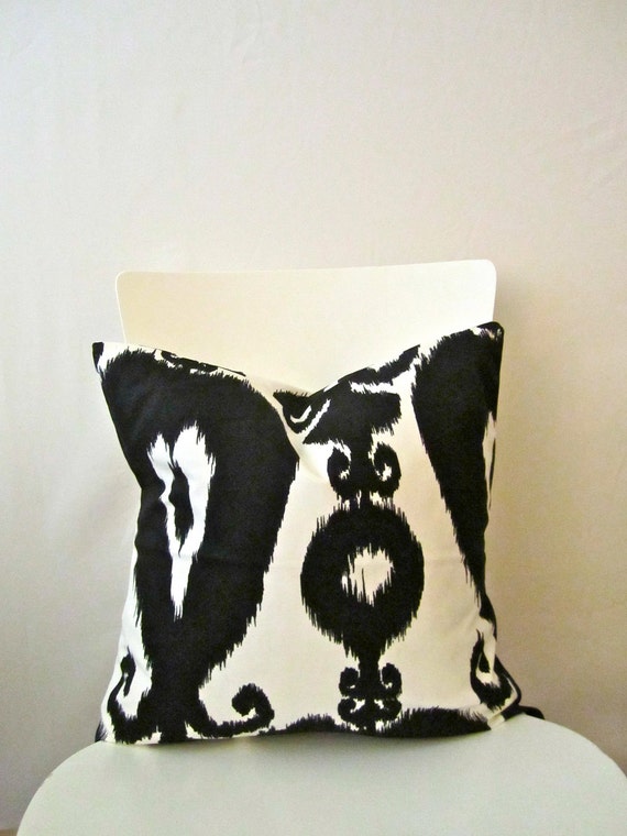 18 inch throw pillow cover Ikat black and by CushionCutDecor