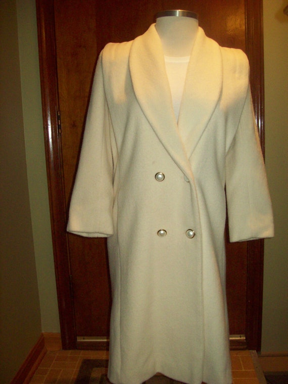 Vintage womens 80s long Winter coat white wool L XL