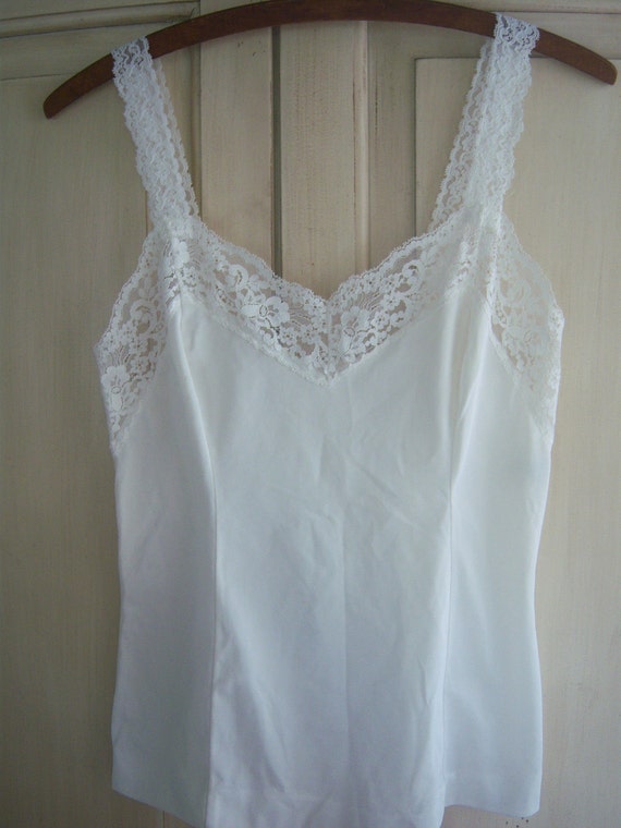 Cotton camisoles with lace