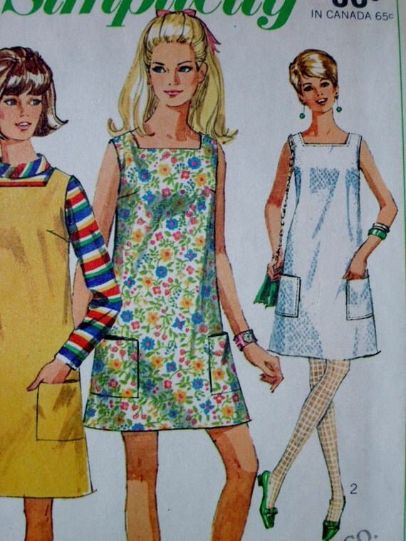 Vintage Pattern for a Jumper / Sundress Simplicity by LagunaLane