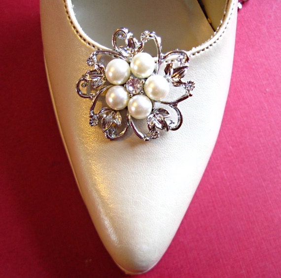Weddings Shoe Clips Pearl and Crystal Flower by MissJoansBridal