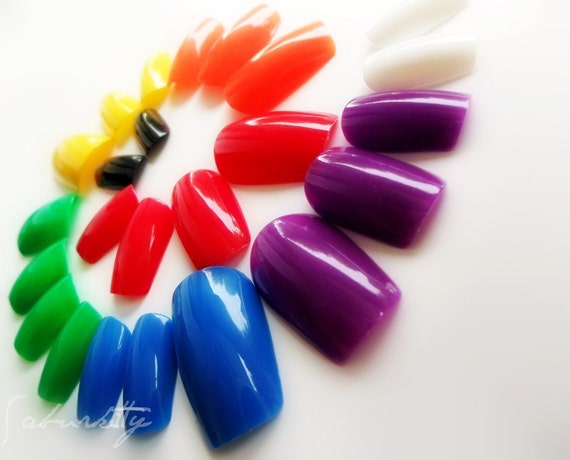 Crayon Nail Art in Rainbow Colors fingernails acrylic tips