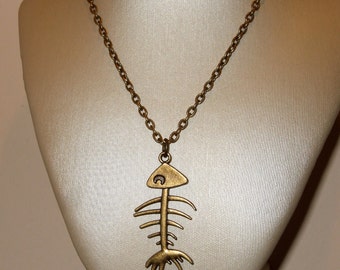 Fish Bone Necklace, Fish Skeleton, Fishbone Pendant, Simple Necklace, Everyday Jewelry, Bronze Fishbone Charm, Fish Skeleton Charm, Quirky