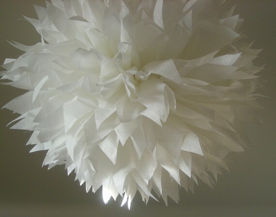 OPTIC WHITE paper pom / tissue paper wedding decorations / party poms / bar mitzvah / baptism / christening / white flower decorations Il_570xn