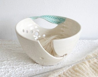 White Ceramic Yarn Bowl Knitting bowl, blueroompottery, off-white, Crochet Bowl Modern mint green twisted leaf, knitter gift Yarn supplies