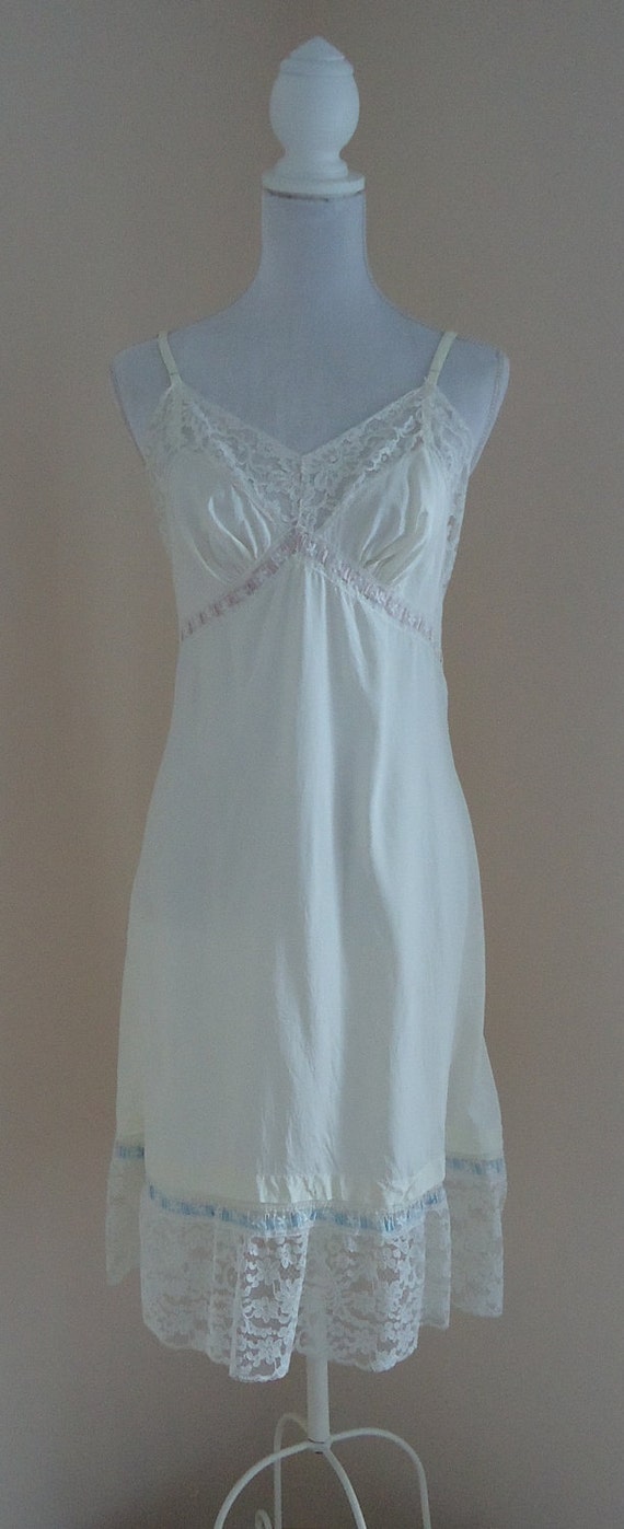 Vintage 1940s Fantasy Lingerie White Full Slip