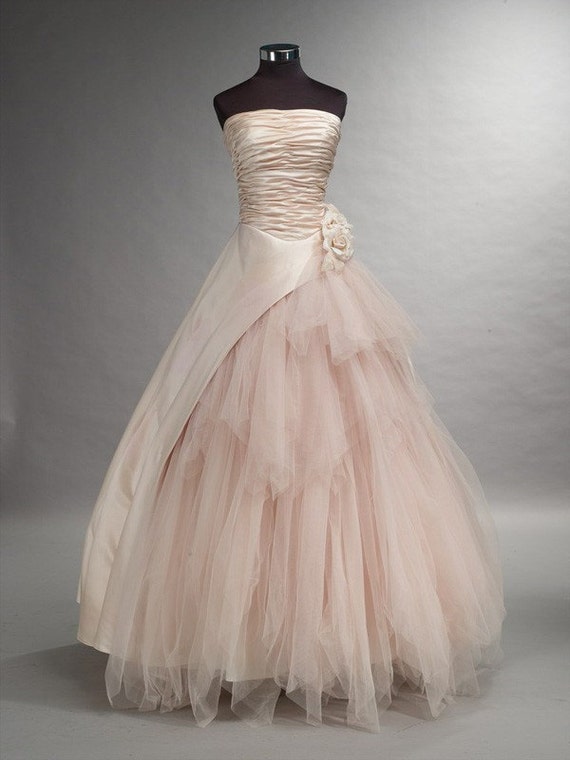 Romantic Blush  Pink Wedding  Dress  Bridal  Gown  with Tulle 