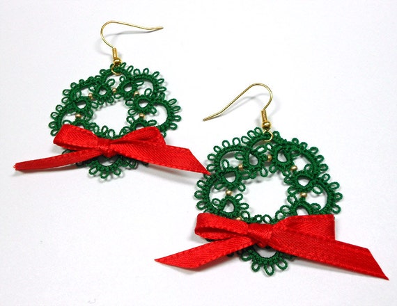 christmas wreath tatted earrings free shipping christmas wreath afghan crochet pattern