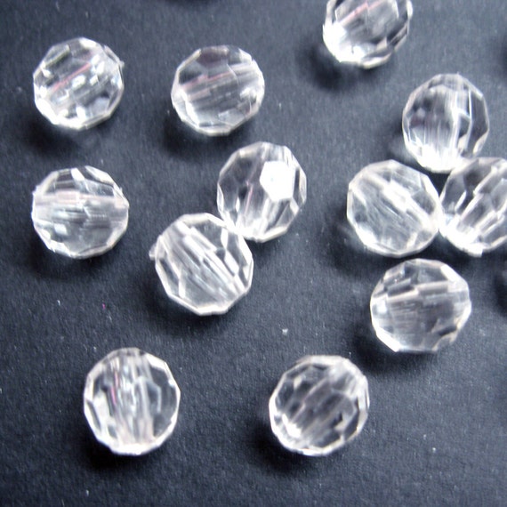 8mm Faceted Acrylic Bead Clear Round 100pcs by sparklycreations