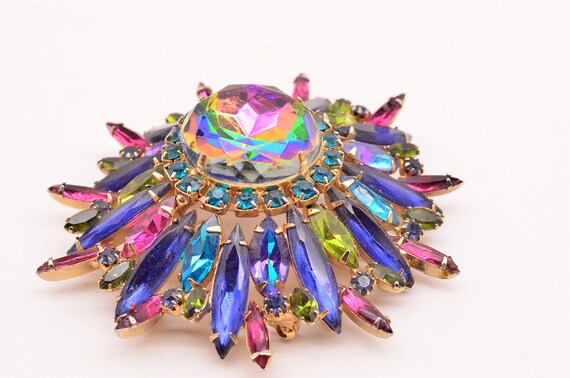 1950s Rhinestone Brooch / Vintage Costume Jewelry / Aurora