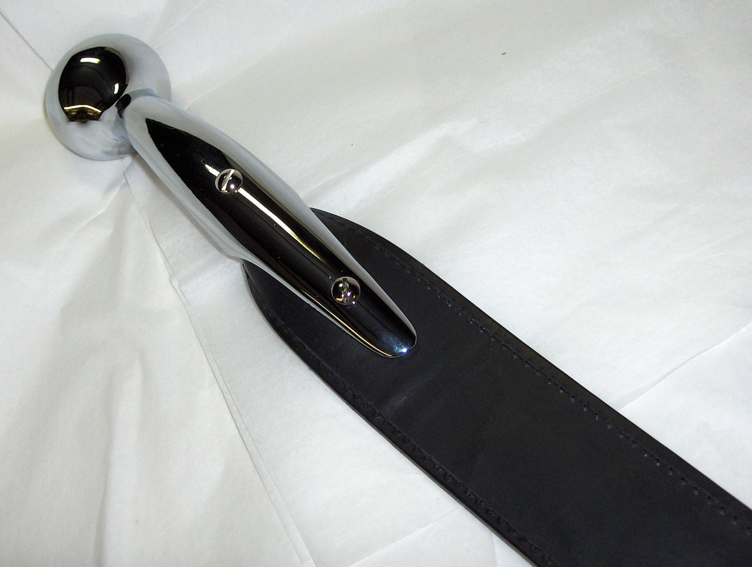 Leather Discipline Strap Black Latigo with Chrome Handle