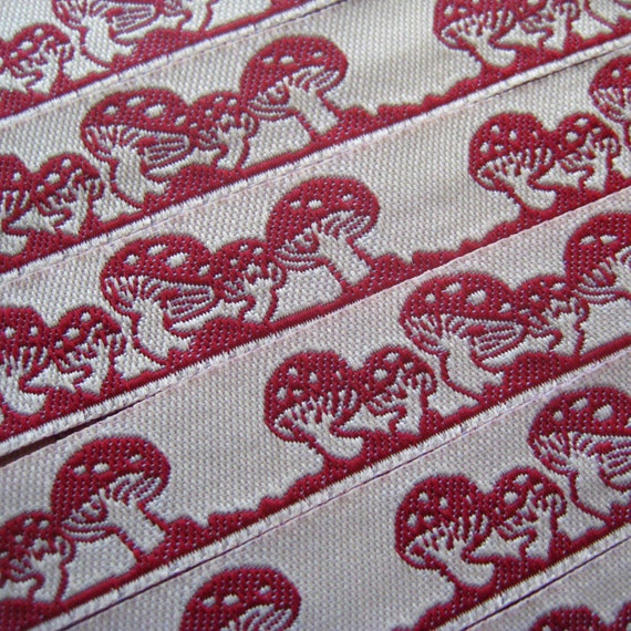 Mushroom Trim Jacquard Ribbon Red Mushrooms Reversible 15mm 2