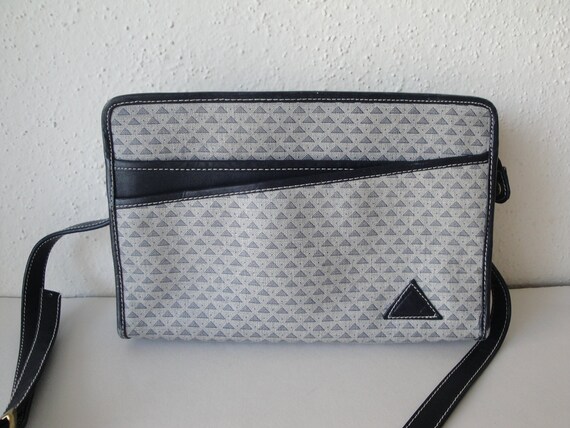 white liz claiborne purse