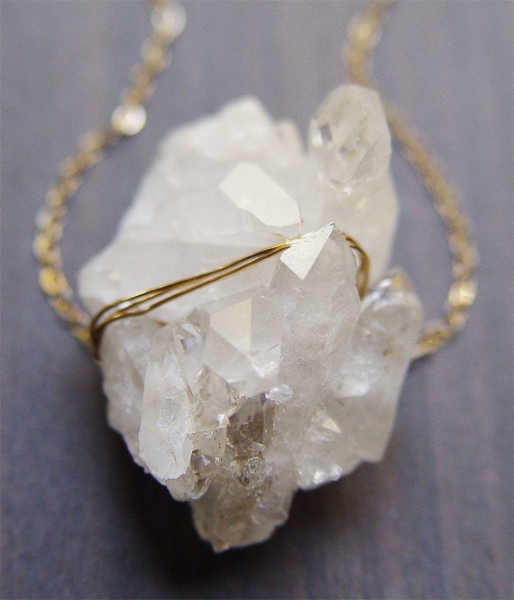 Vanilla Quartz Gold necklace - Rough Mineral Stone