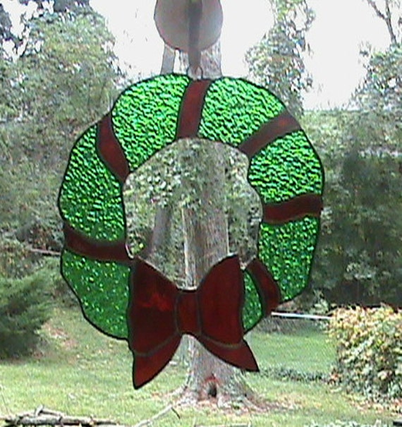 Items similar to Stained Glass Christmas Wreath Suncatcher on Etsy