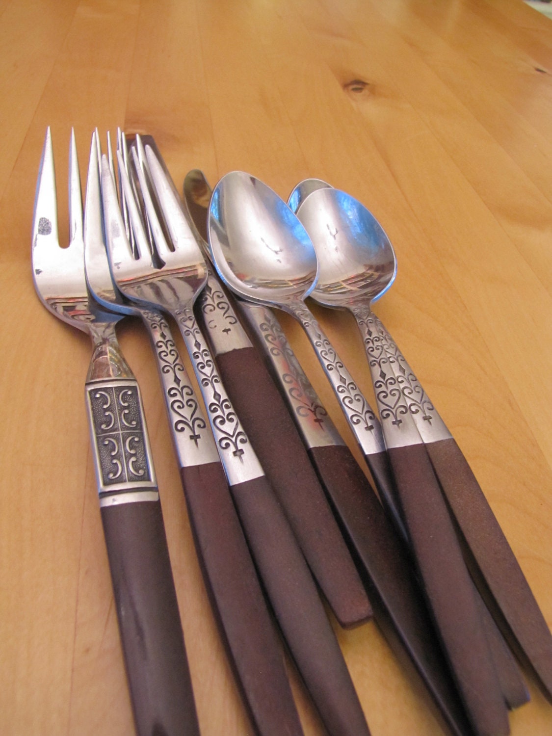 Vintage Flatware by Ecko Eterna