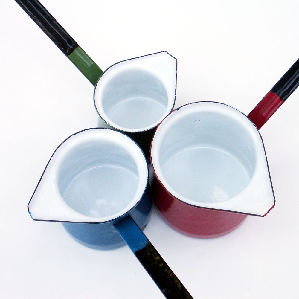 Vintage Enamel Dippers Set of Three Melting Pots Soup Ladle