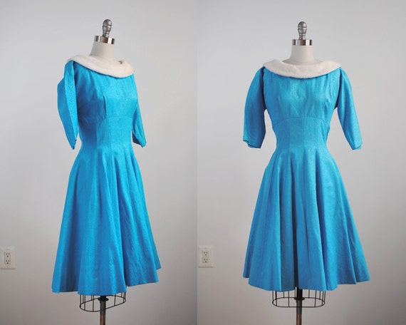 vintage 1960's blue coat dress. 60's winter dress. by heirloomen