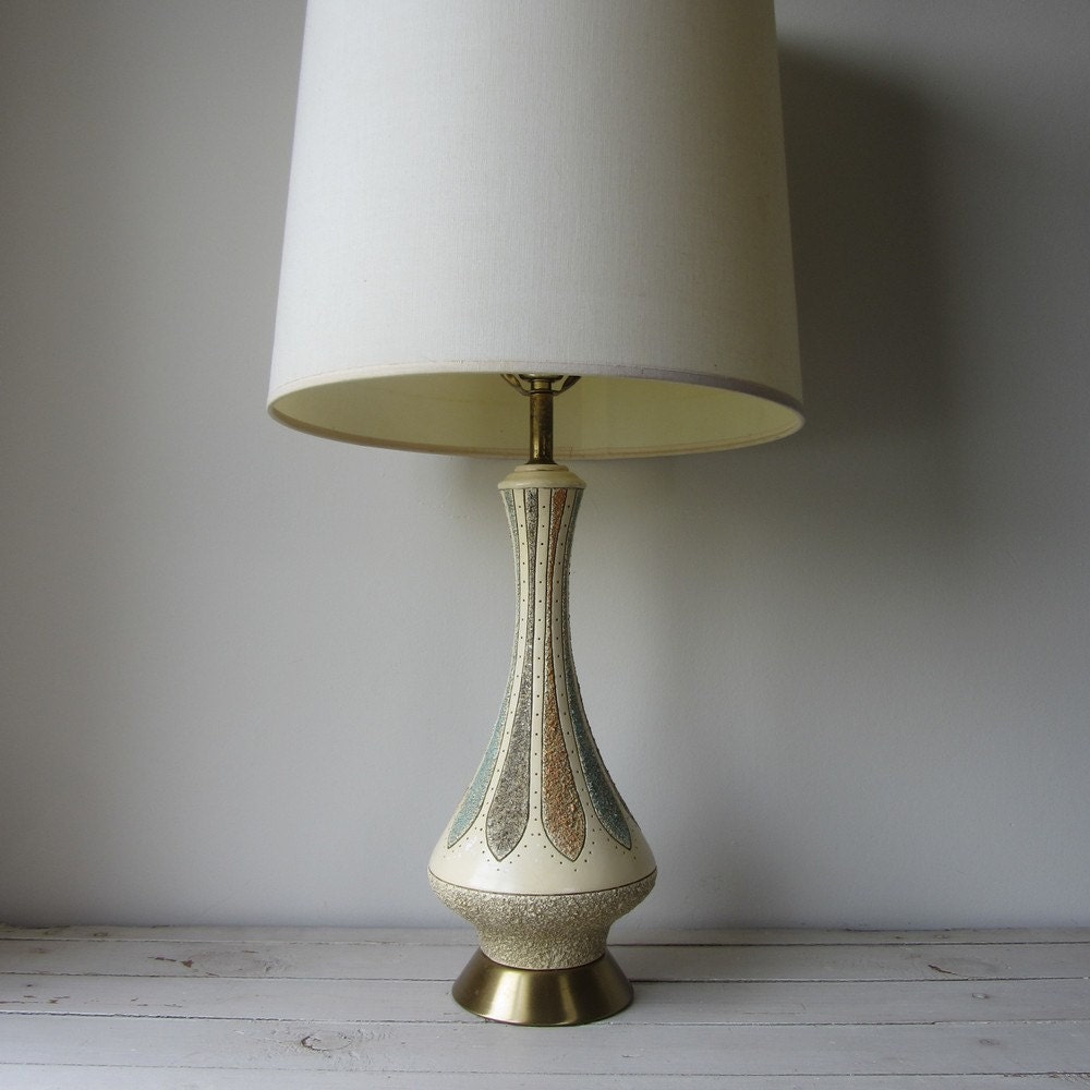 Vintage / Mid Century Modern Lamp / Lamp Shade NOT Included