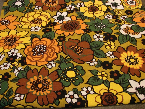 Vintage 1960s Fabric Mod Flower Power 60s by FabricTreasures4U