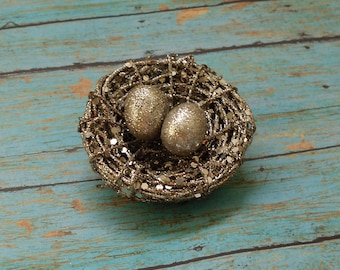 Artificial Nest - SILVER Glitter Twig Nest with Two Silver Eggs - Artificial Bird's Nest with Eggs