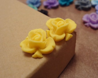 20pcs (Matte Lemon Yellow) Rainbow Iris Rose -CMVision Exclusive-11.5mm Resin Flower Rf05 11
