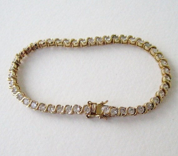 Vintage Early 90s Traditional Preppy Signed Roman Goldtone