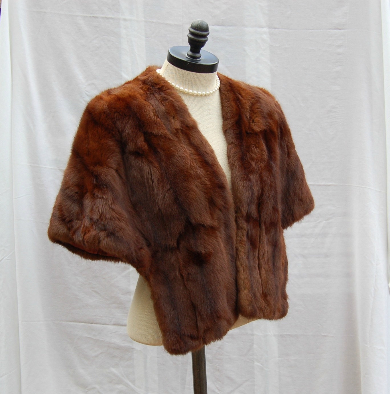 Vintage Mink Stole Cape Shawl 1950s / Fur Coat / Winter Coat