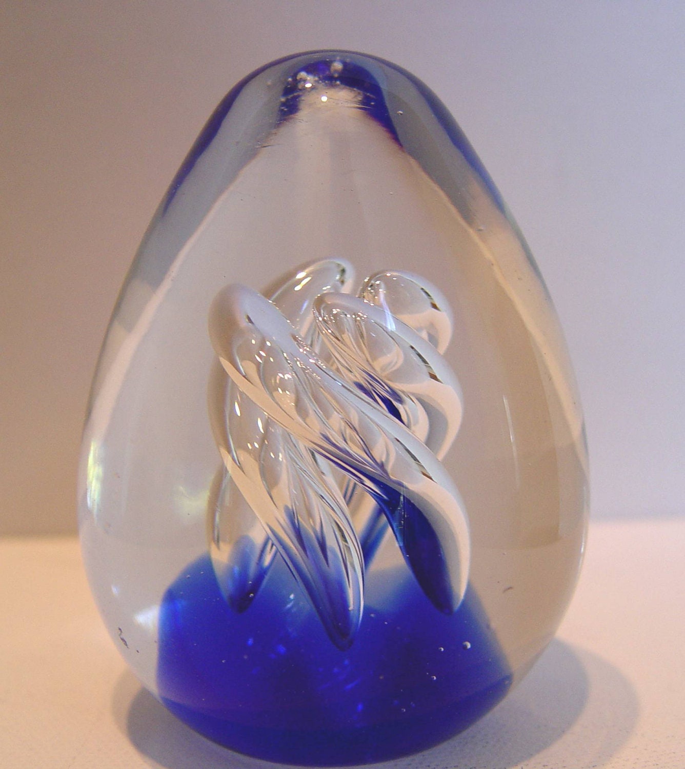 ART GLASS Egg Paperweight Sculpture COBALT Blue Swirl