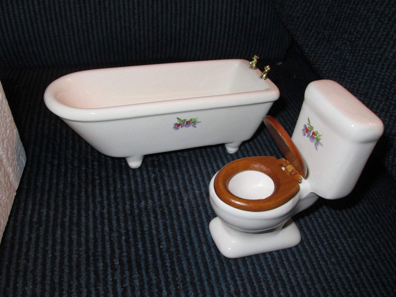Vintage doll house furniture bathroom set