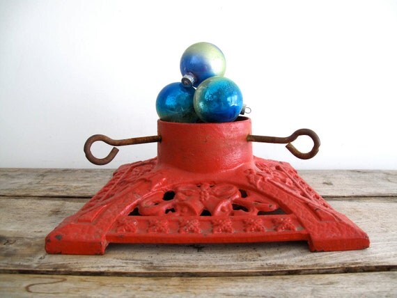 vintage red metal tree stand wrought iron by snapshotvintage vintage red metal tree stand wrought iron by snapshotvintage