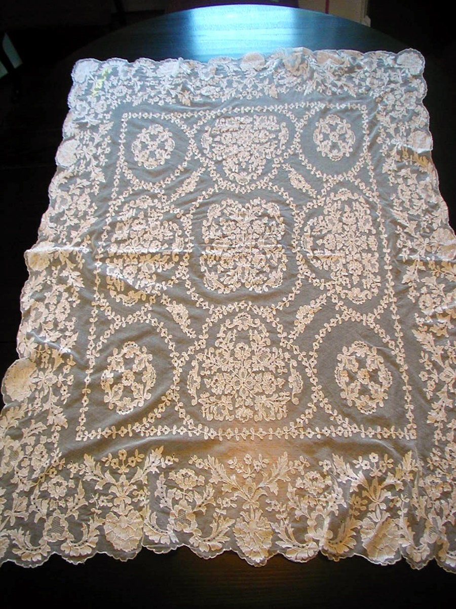 Vintage Irish Limerick Lace Tablecloth Hand by BorderCollieVintage