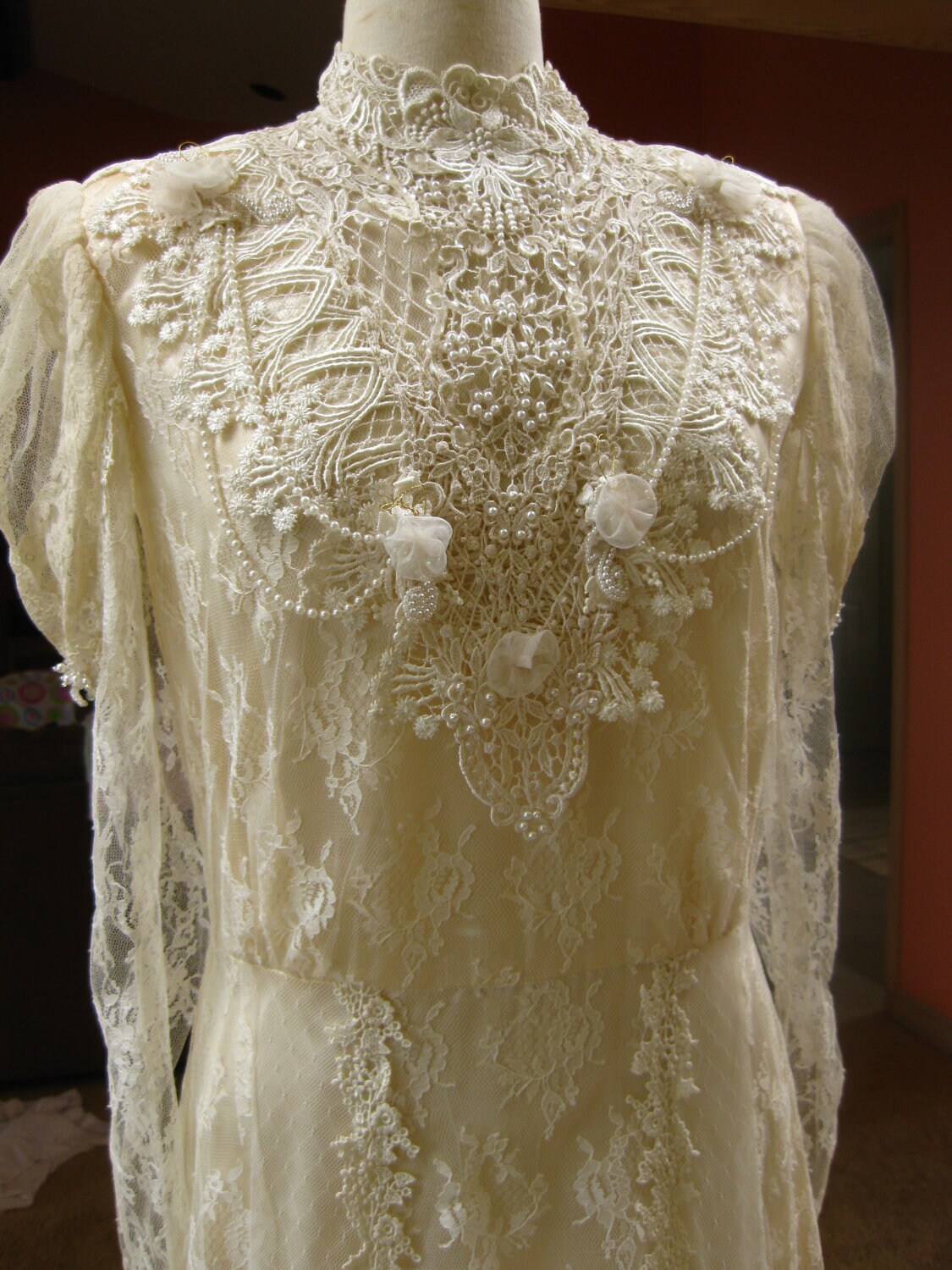 Susan Lane Country Elegance wedding dress Vitorian style