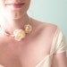 Pearl & flower bridal choker Beige and ivory OOAK by Jye, Hand-made in France