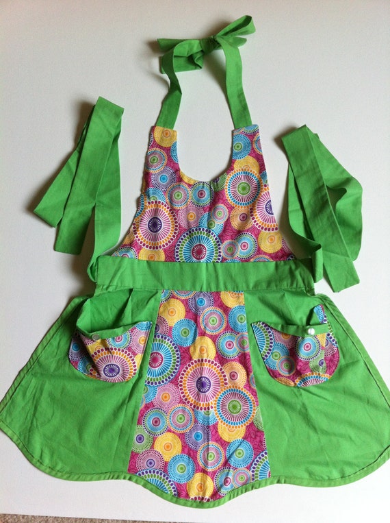 Items similar to Toddlers Girls Pink and Green Pin Wheel Apron (size 3 ...