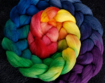 Hand dyed combed NZ Merino wool for felting and spinning - 100gr - graduate dyed - Rainbow