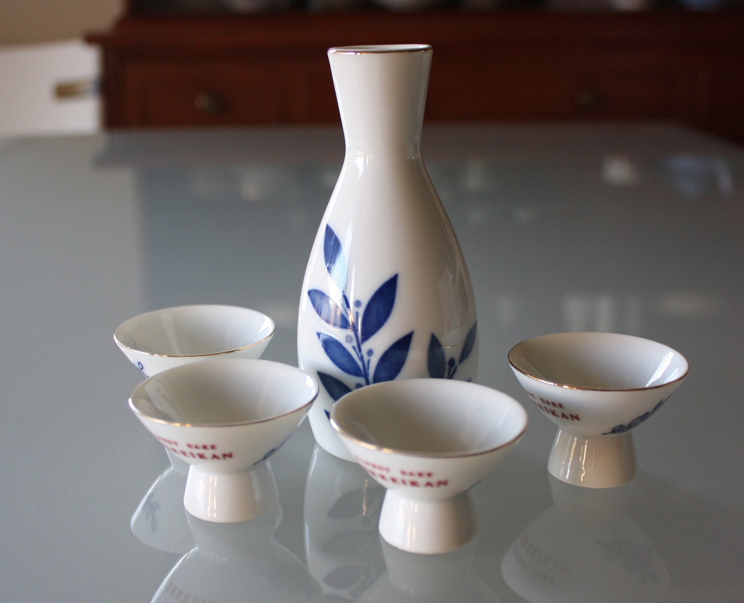Cute White Vintage Gekkeikan Sake Set