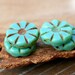 Turquoise green Picasso Czech glass beads, rustic, flat, round - 13mm - 8Pc - 0389