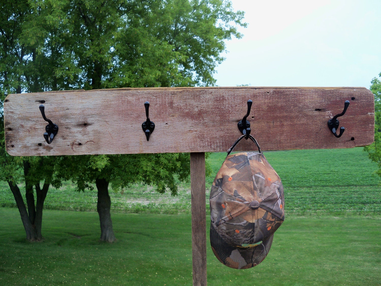 Barnwood Coat / Hat Rack