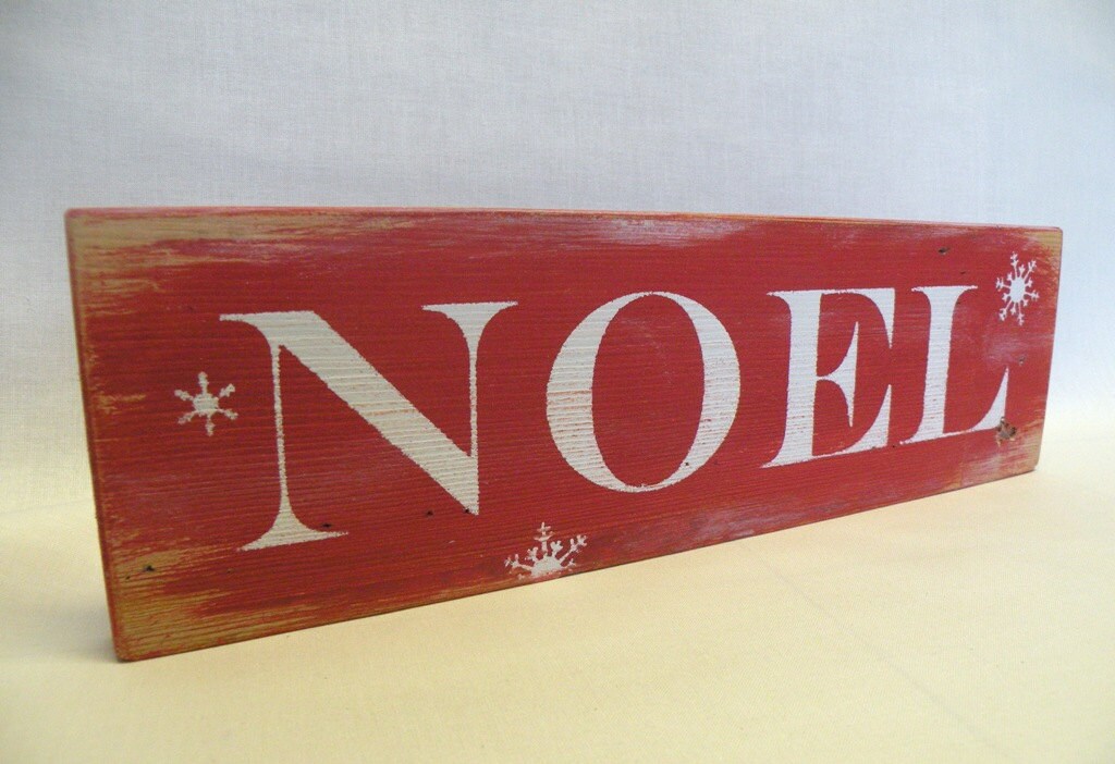 NOEL Wooden Christmas Sign Decoration in Rustic Red and White