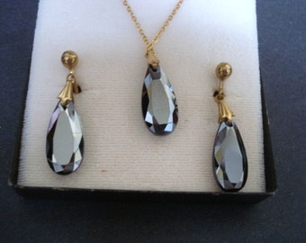 ... Set Black Alaska Diamond Set Faceted Hematite Stones Original Box