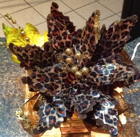 Lighted gift box Items similar to Christmas lighted gift box on Etsy